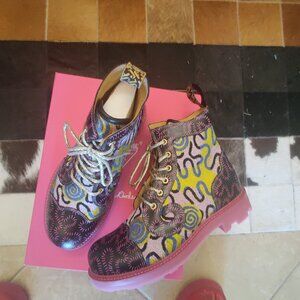 John Fluevog  Zandra Rhodes Derby swirls shoes size 12W 10M New